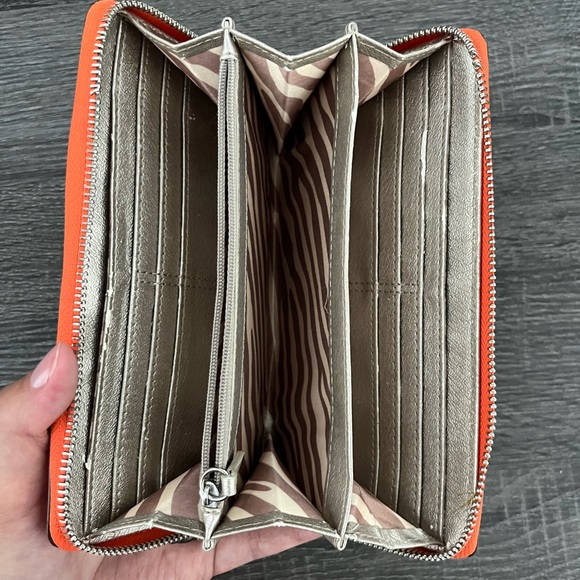 Multi-Colored Wallet - Picture 4 of 4